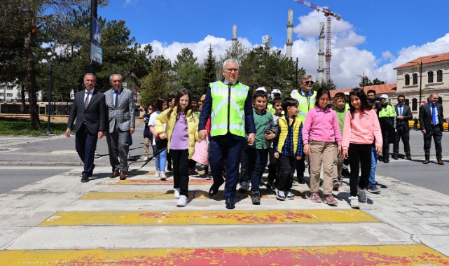 “Bu yolda sana çok güveniyoruz”