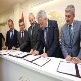 “Gençler için ilk Bismillah’ımızı, ilk imzalarımızı attık”