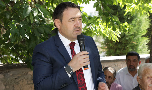 Vali Işın'dan aşure etkinliğinde anlamlı sözler: Anne babasına saygı göstermeyen bireylerin artması hepimizi endişelendirmeli;