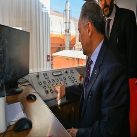 “O siyah yolda çok sayıda insanın alın teri var”