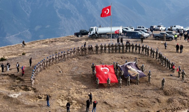 Gümüşhane'de 108 yıllık destan için yürüyüş düzenlendi