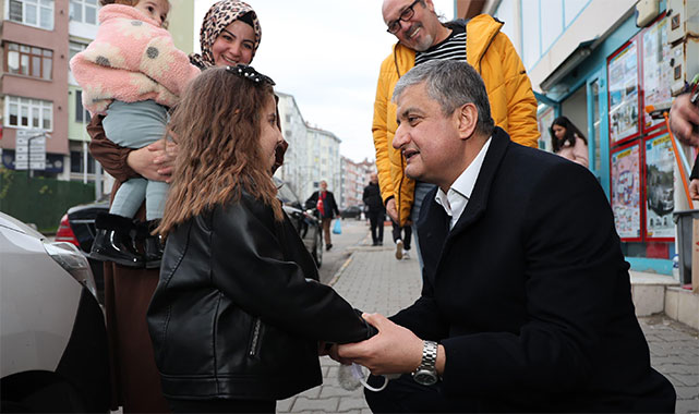 Vali Yavuz, sahaya indi: Esnaf ve vatandaşların derdini tek tek dinledi!;