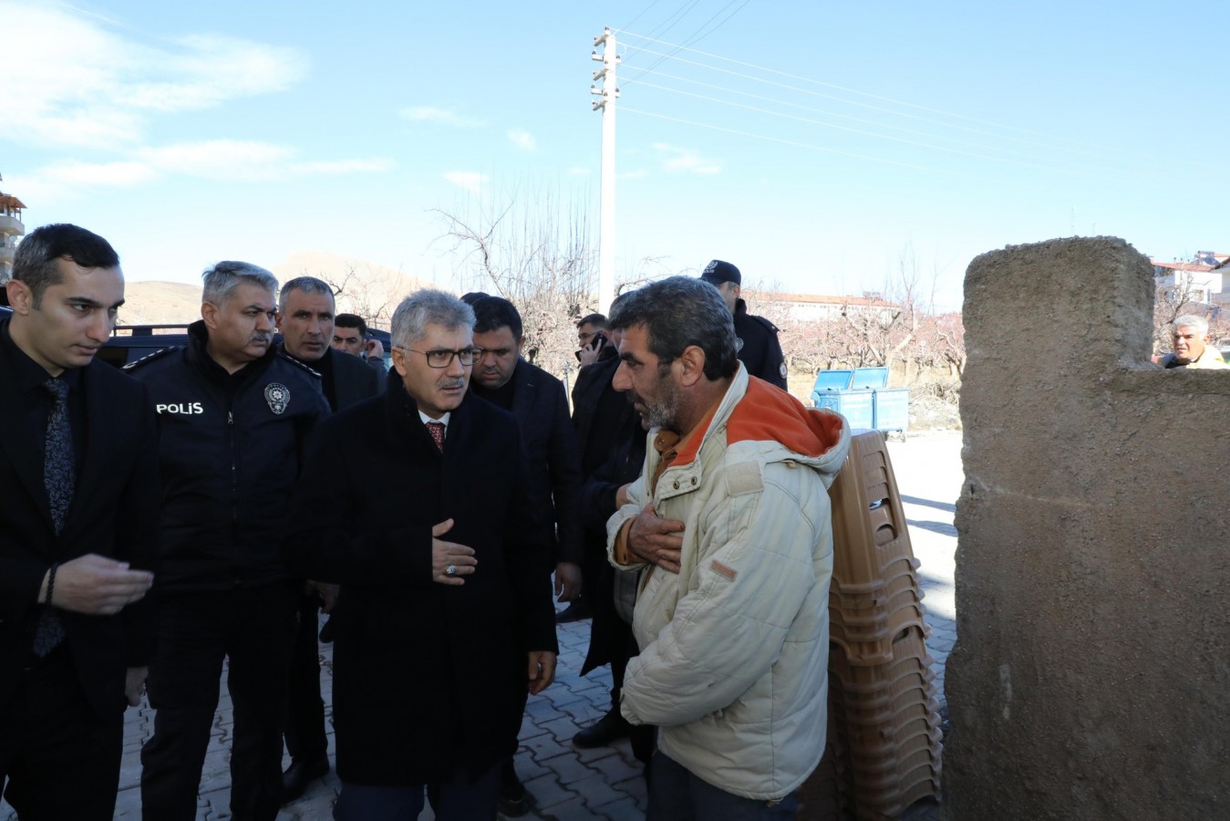 Vali Çelik'ten acılı aileye ziyaret;