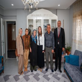 "Aziz şehitlerimizin hatıralarını yaşatmak hepimizin ortak sorumluluğu"