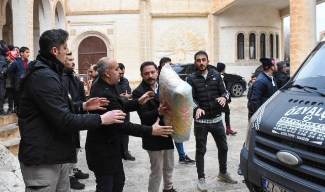 Nusaybin'den deprem bölgesine 124 tır yardım