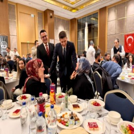 "Öğretmenlerimiz, toplumun yarınlarını inşa eden en önemli rehberlerdir"