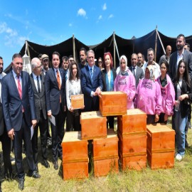 "Bu projemiz Van’ın arıcılığına büyük bir destek"