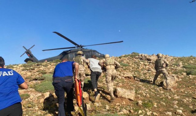 Yaylada mide kanaması geçiren vatandaş helikopterle hastaneye götürüldü