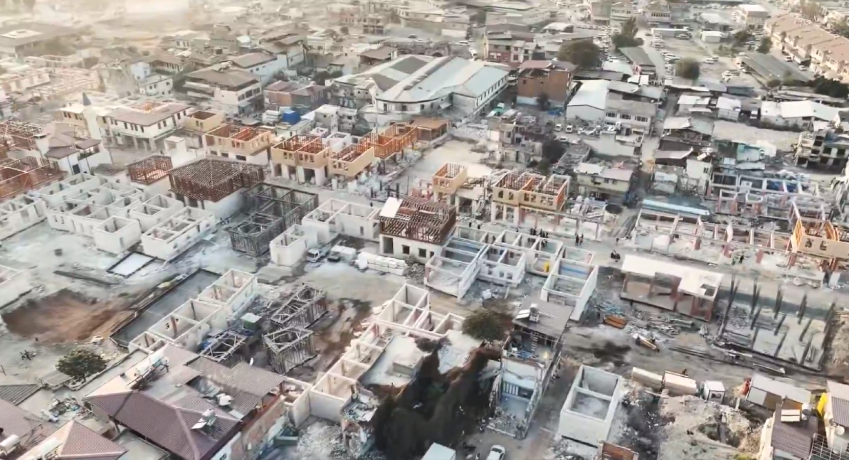Antakya’nın tarihi, modern yüzüyle buluşuyor: Kurtuluş Caddesi;