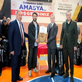 Amatör spor kulüplerine malzeme desteği