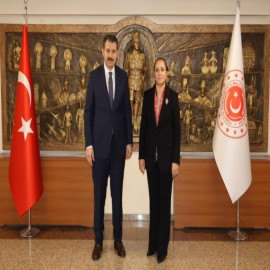 Valilerden, Salih Ayhan'a ziyaret