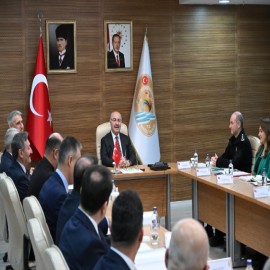 "Devletimizin temsilcisiyiz, milletimizin hizmetindeyiz"