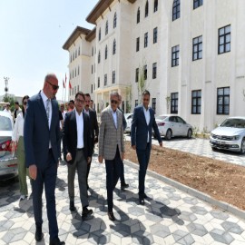 "Şanlıurfa'daki tüm yatırımların takipçisiyiz"