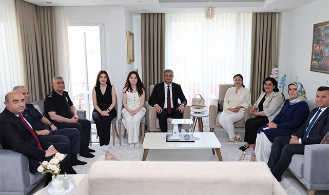 ''O gece gösterilen direniş, Türk milletinin kararlılığının en güçlü göstergesi'';
