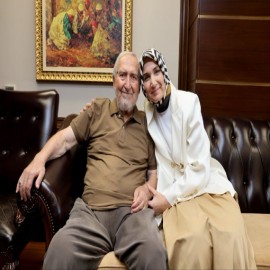 Bakan Yardımcısı Yiğitbaşı mülki idareye 40 yıl hizmet eden babasını makamında ağırladı