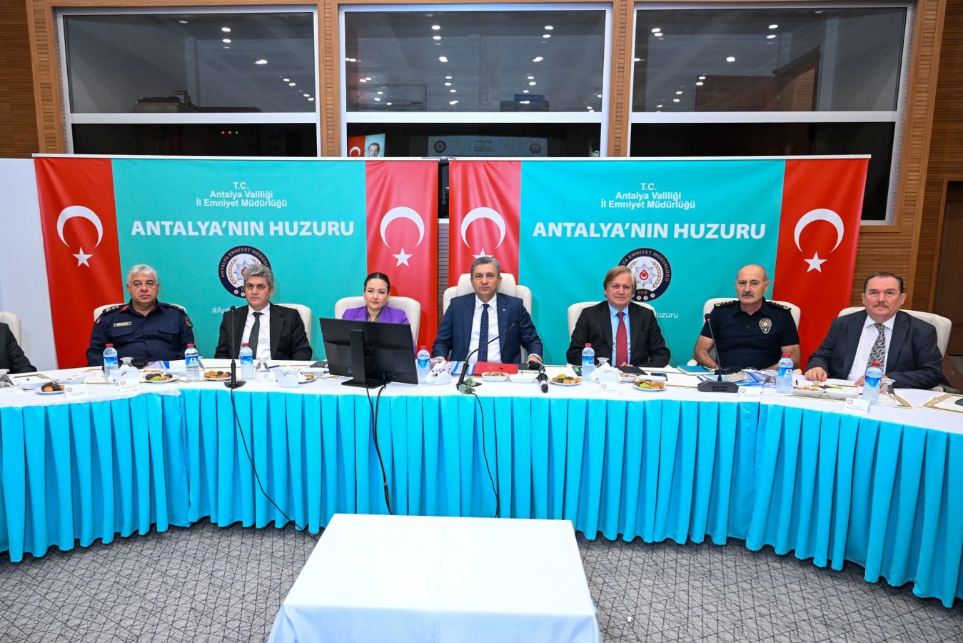 Antalya'da trafikte sadeleştirme yapılacak yollar belirlendi;