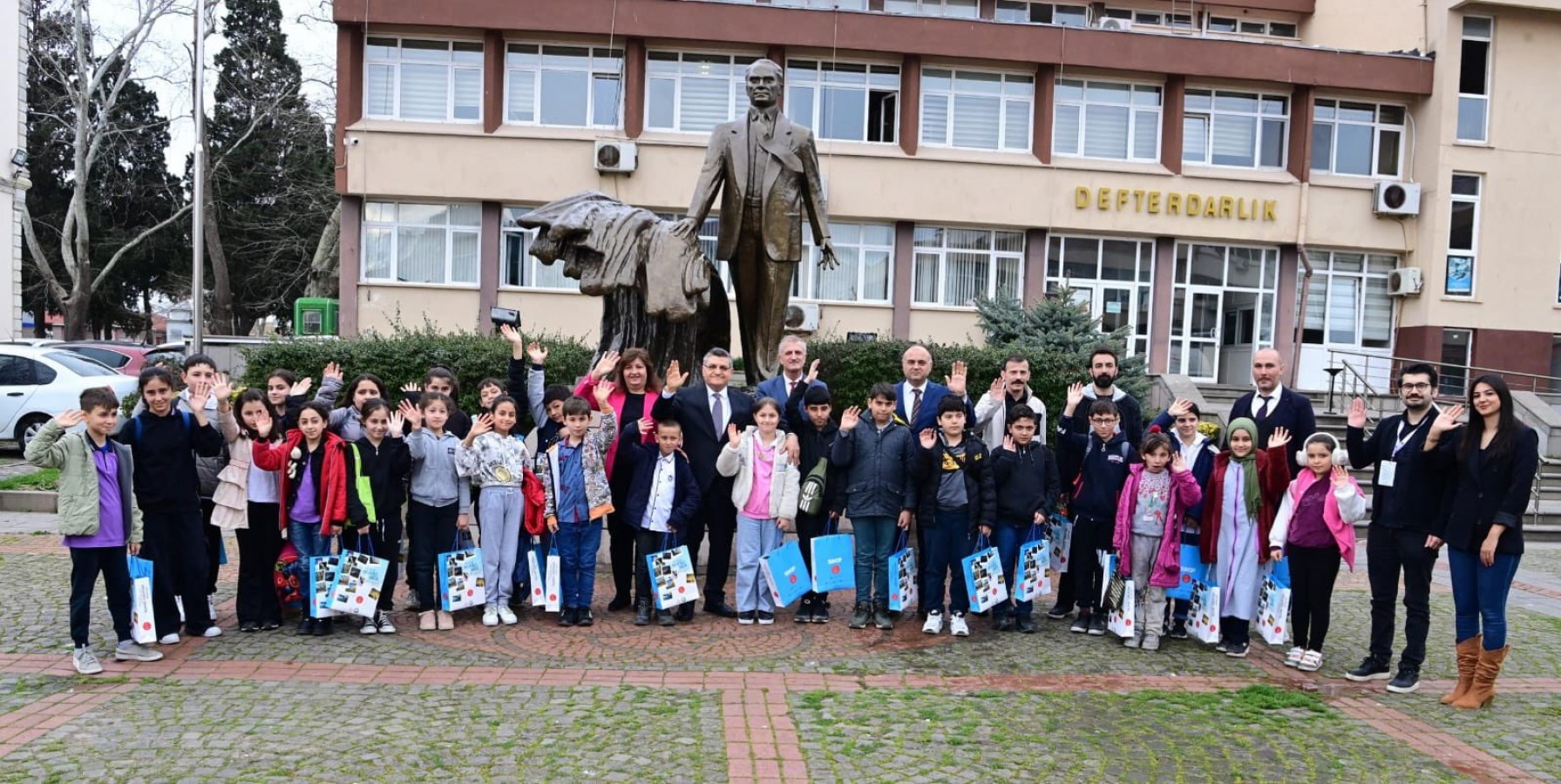 Gerzeli öğrenciler, kentin güzelliklerini keşfetti;