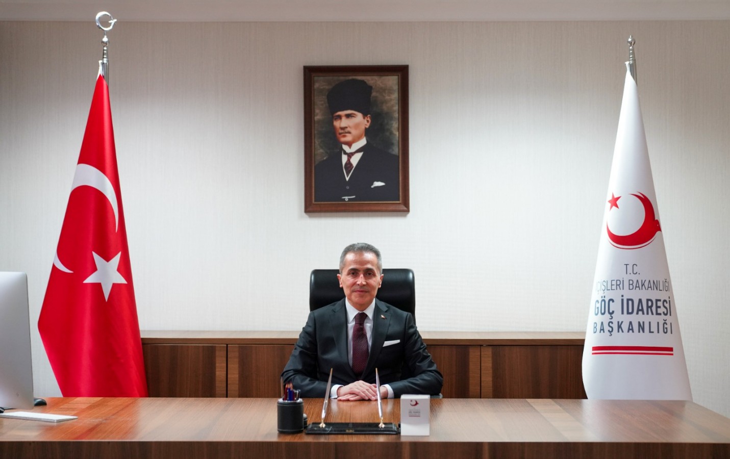 Göç İdaresi Başkanı olarak atanan Hüseyin Kök göreve başladı;