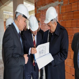 Rize'de kamu binaları yenileniyor