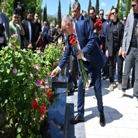 Soma'daki maden şehitleri dualarla anıldı
