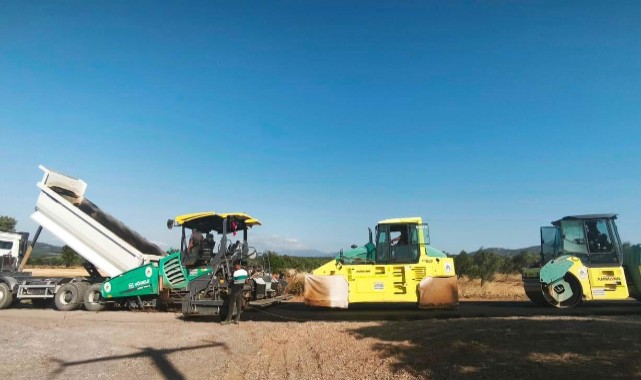 Çanakkale İl Özel İdaresi'nden Bayramiç'te 3,5 kilometrelik asfalt çalışması