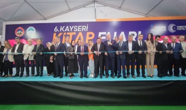 Kayseri Kitap Fuarı kapılarını açtı