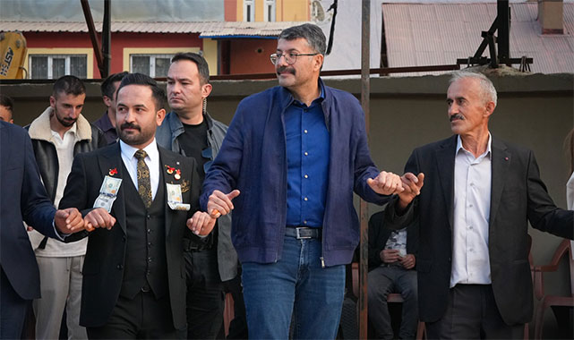 Vali Çelik şehit ailesinin düğününe katıldı: ''Evlilik toplumun temel yapı taşlarından biri'';
