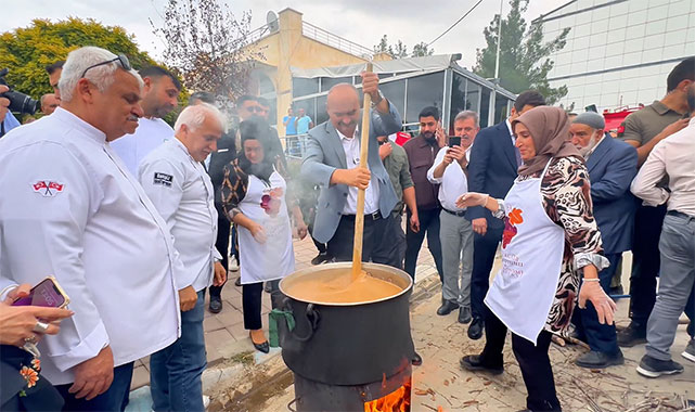 ''Bu festivaller; kültürümüzü tanıtıyor, yerel üretimi güçlendiriyor, ekonomimize canlılık katıyor'';