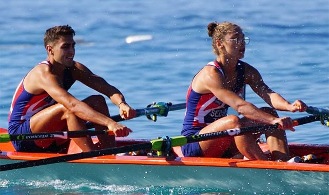 Vali Özarslan'dan Sinop'un altın kürekçilerine tebrik: Sinop'ta da yelken, kano ve kürek altyapısına çok önem veriyoruz