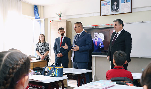Sancaktepe’de “Çök-Kapan-Tutun” tatbikatıyla deprem bilinci artıyor;