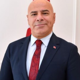 Dr. Ayhan Özkan