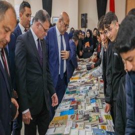 "4 milyon kitapla Türkiye’de en çok kitaba sahip olan iliz"