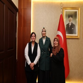 “Kahramanlarımızın emanetlerinin her zaman yanındayız”