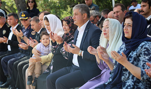 ''15 Temmuz’u unutmadık, unutturmayacağız. O gecenin adı ihanetse, sabahının adı zaferdir'';