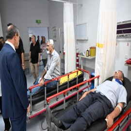 Kazada yaralanan vatandaşları yalnız bırakmadı