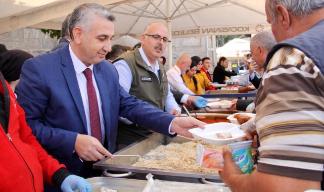 2 bin kişiye kuru fasulye ve pilav dağıtıldı