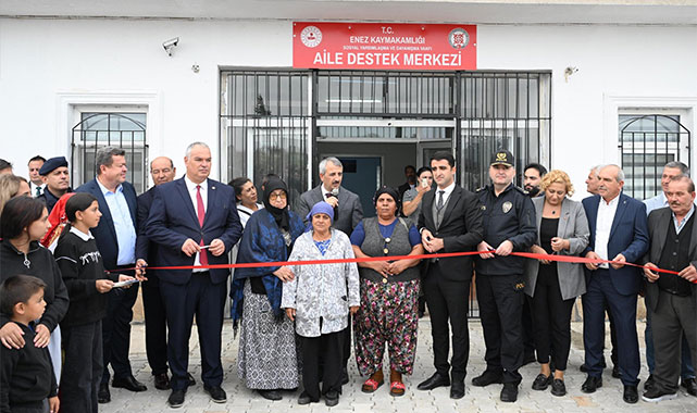 Enez’in yeni sosyal yaşam merkezi kapılarını açtı;