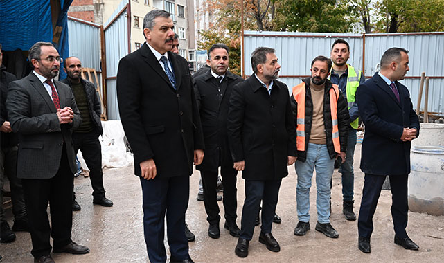 Vali Çiftçi, Erzurum’un tarihi camisini inceledi;