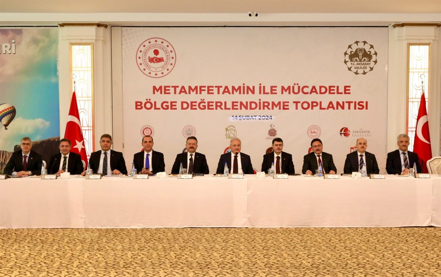 “Gençlerimizin manevi ihtiyaçlarını da karşılamalıyız”;