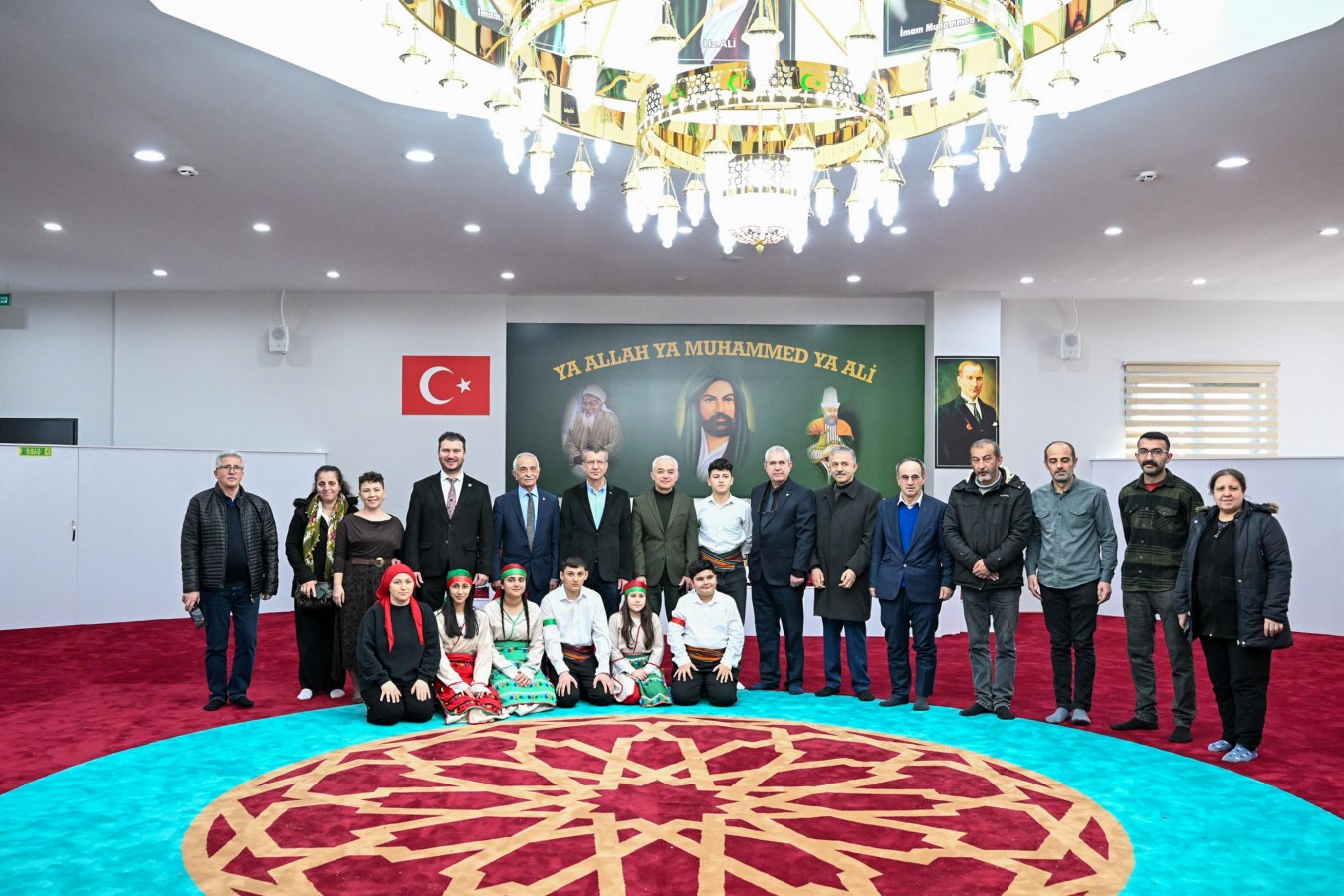 "Biriz, beraberiz, iriyiz, diriyiz' anlayışıyla yol alıyoruz"