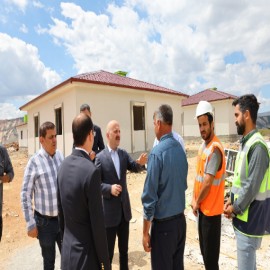 "Köylerimizi modern yaşam alanlarına dönüştürüyoruz"