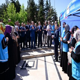 “Gazze, hepimizin yüreğinde derin izler oluşturuyor”