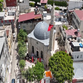 Adana'da 344 yıllık Mestenzade Camii deprem sonrası yeniden ibadete açıldı
