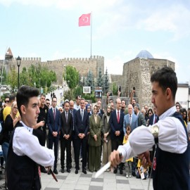 Erzurum’da sanat dolu 9 gün başladı: Türkiye Kültür Yolu Festivali 4. kez kapılarını açtı
