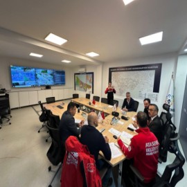 Ataşehir’de 21 araç ve 55 personel sahada
