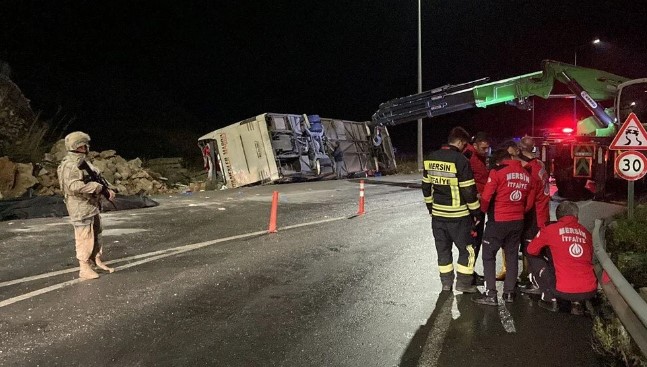 “Lütfen trafik kurallarına harfiyen uyalım”;