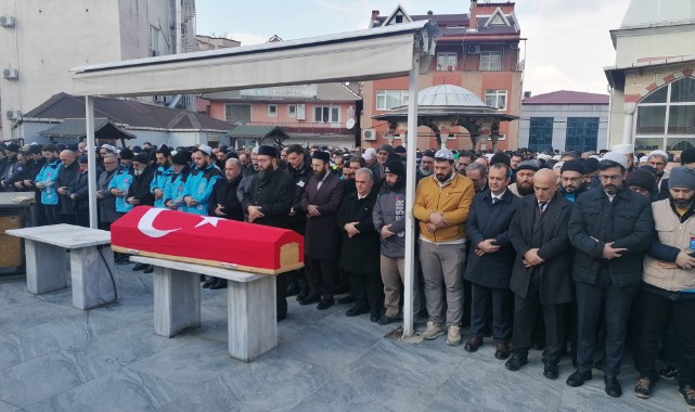 Yardıma gittiği deprem bölgesinde kalp krizi geçirdi