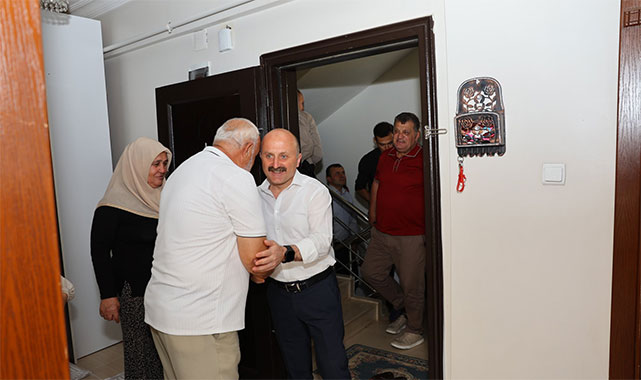 ''Bu cennet vatan üzerinde yaşıyorsak, bunu şehitlerimize borçluyuz'';