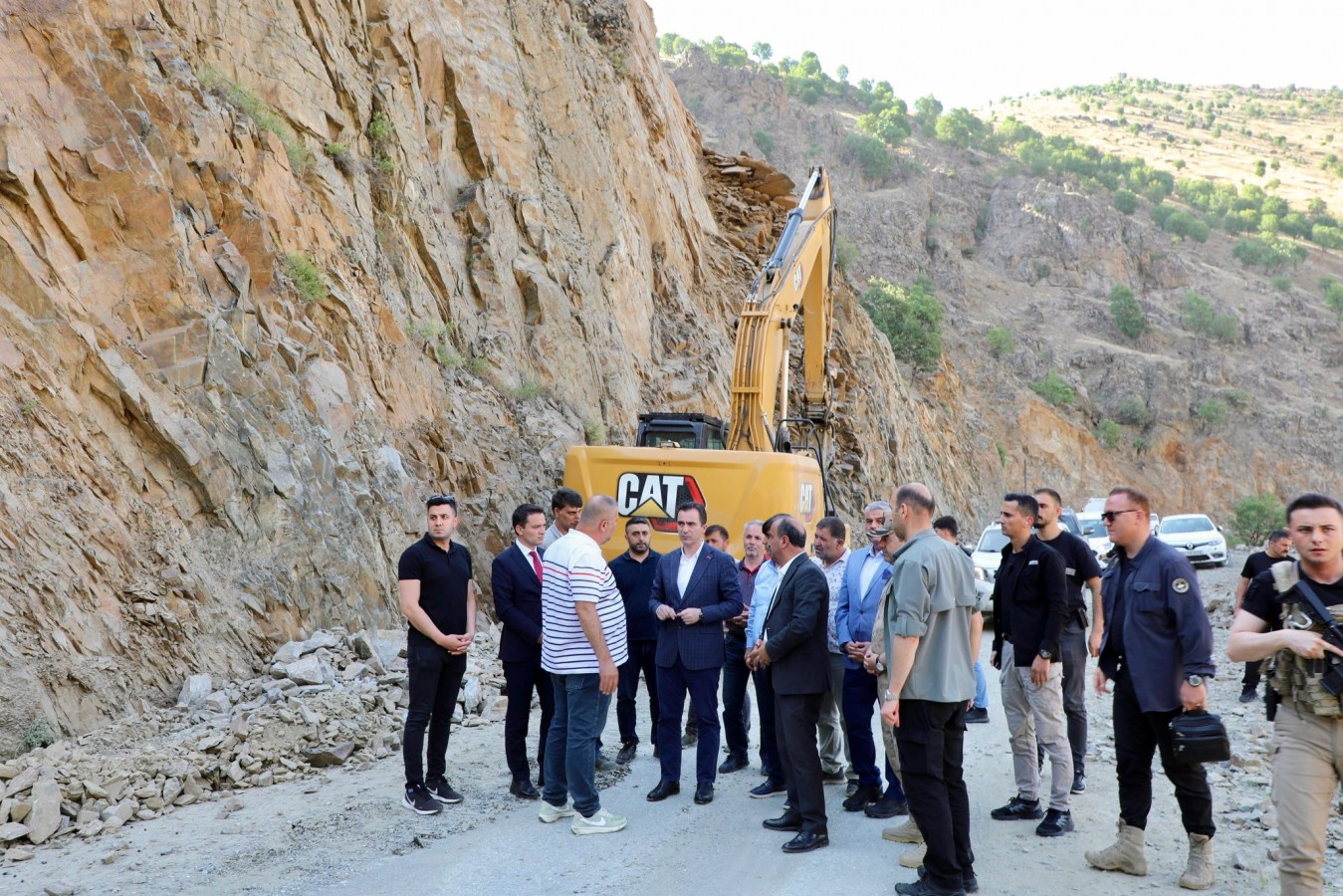 Hizan'da ulaşım artık daha kolay ve güvenli olacak;