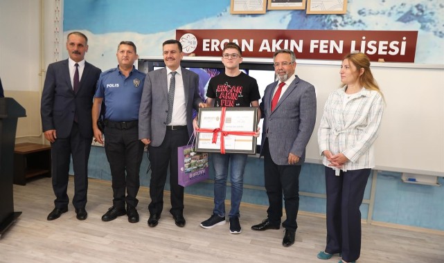 YKS il birincisi için özel tören